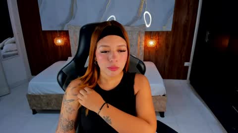 Violett online show from 04-18-26, 08:09