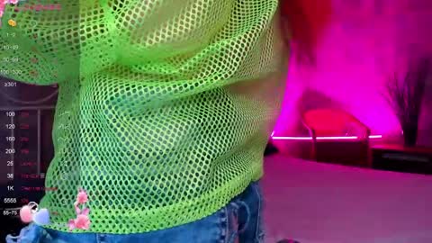 Mia  GMT7 Mon Tue Wen Thur 1000am-0300pm Sat 0300am-0900am online show from 01-25-25, 12:06