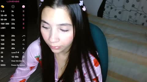Snapshot of mia__lopez_ chatting on 12-16-24, 11:28 Mia online show from 12-16-24, 11:28