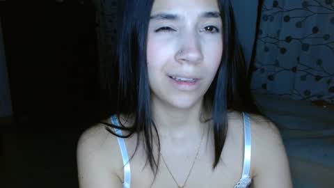 Snapshot of mia__lopez_ chatting on 01-03-25, 12:33 Mia online show from 01-03-25, 12:33