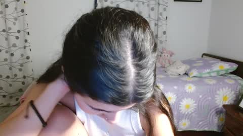 Snapshot of mia__lopez_ chatting on 02-04-25, 04:48 Mia online show from 02-04-25, 04:48