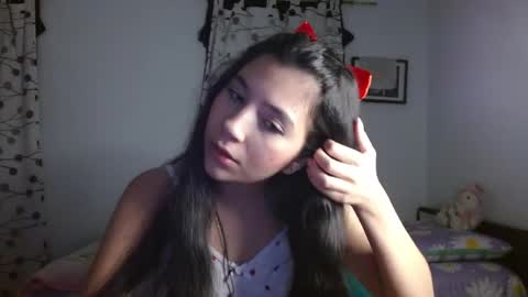 Snapshot of mia__lopez_ chatting on 02-12-25, 04:23 Mia online show from 02-12-25, 04:23