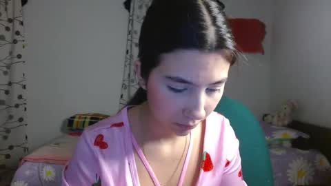 Snapshot of mia__lopez_ chatting on 02-15-25, 11:36 Mia online show from 02-15-25, 11:36