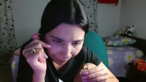 Snapshot of mia__lopez_ chatting on 02-27-25, 04:20 Mia online show from 02-27-25, 04:20