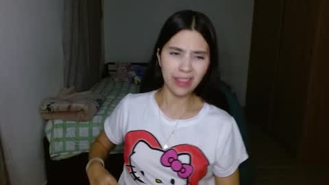 Snapshot of mia__lopez_ chatting on 09-25-25, 03:21 Mia online show from 09-25-25, 03:21