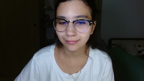 Mia online show from 02-05-26, 03:33