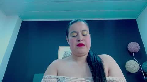 Snapshot of mia__xx1 chatting on 10-21-25, 03:40 C A L L  M E  M I A  online show from 10-21-25, 03:40