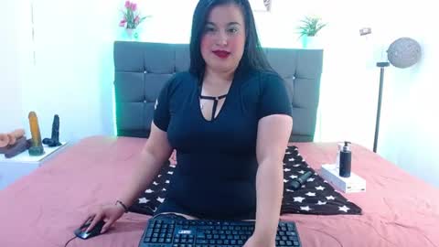 C A L L  M E  M I A  online show from 07-21-26, 04:48