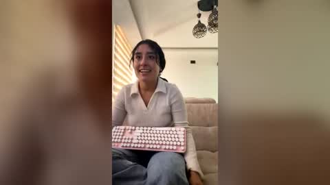 MIA AND EROS online show from 07-22-26, 10:12
