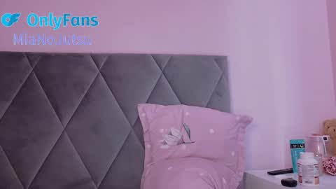 mia_angel online show from 09-26-25, 02:21