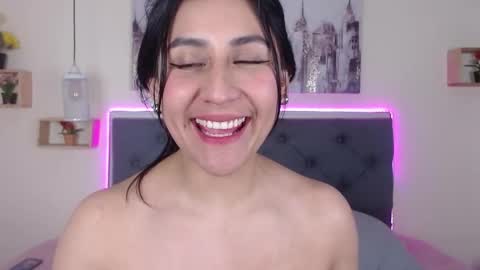 M I A  A Y R A online show from 11-06-25, 04:08