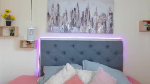 M I A  A Y R A online show from 11-16-25, 03:28