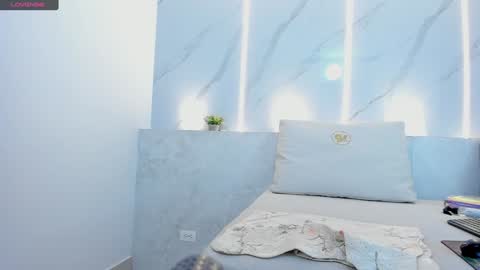 Mia  online show from 12-31-24, 02:47