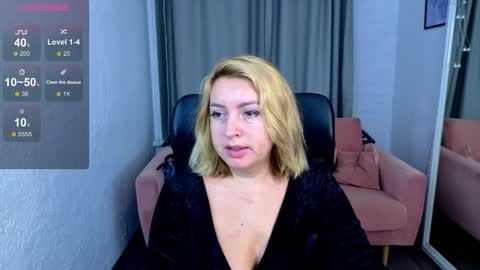 Snapshot of mia_bloomie chatting on 09-26-25, 06:39 Mia online show from 09-26-25, 06:39
