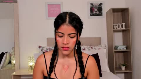 Mia Cano online show from 11-17-25, 02:12