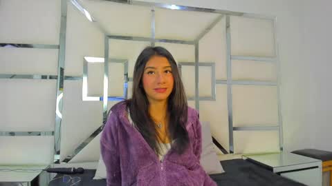 mia_clark18 online show from 10-10-25, 03:38