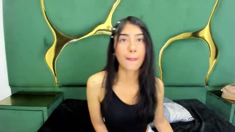 mia_clark18 online show from 11-13-25, 06:18