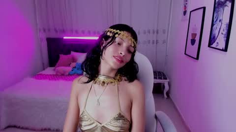 Snapshot of mia_clay1 chatting on 11-10-25, 09:14 Mia online show from 11-10-25, 09:14