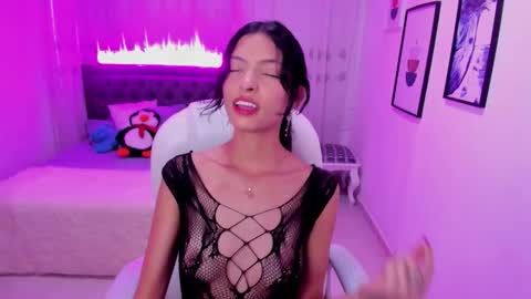 Snapshot of mia_clay1 chatting on 11-26-25, 08:10 Mia online show from 11-26-25, 08:10