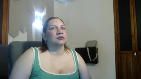 Mia online show from 05-01-26, 12:15