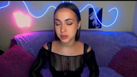 mia_cutie77 online show from 10-07-25, 09:06