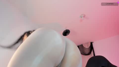 Mia online show from 12-21-24, 11:45