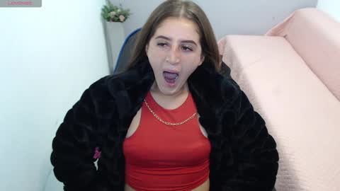 Mia online show from 12-19-25, 01:29