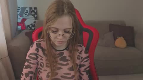 Snapshot of mia_dixson chatting on 10-05-25, 05:50 Mia online show from 10-05-25, 05:50