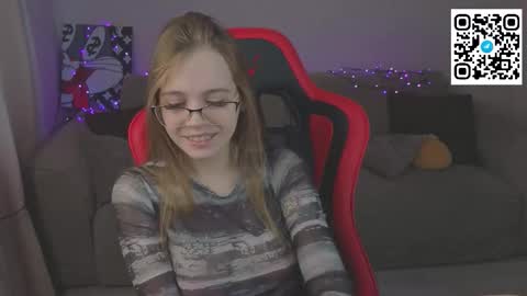 Snapshot of mia_dixson chatting on 10-07-25, 05:59 Mia online show from 10-07-25, 05:59