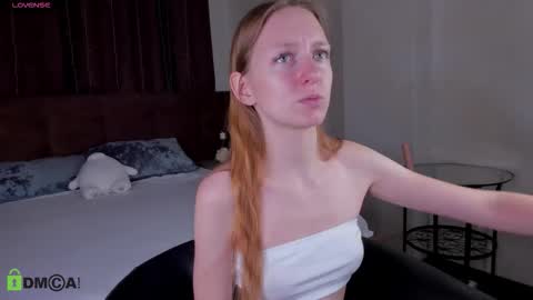 mia_e1fie online show from 09-09-25, 08:25