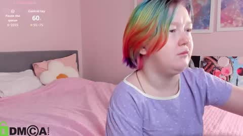 Mia online show from 11-28-25, 02:47