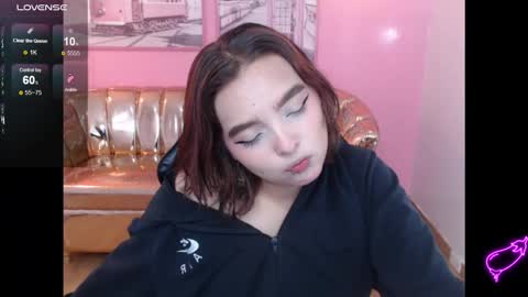 Mia online show from 11-24-25, 01:00