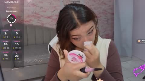 Mia online show from 02-20-26, 01:22