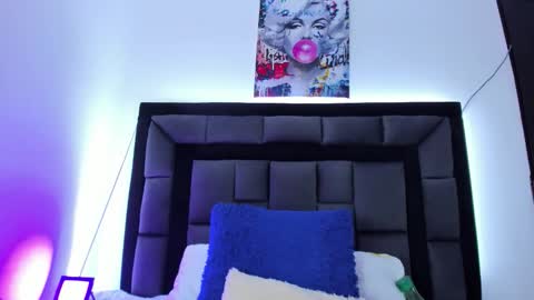 mia fox online show from 03-12-26, 01:06