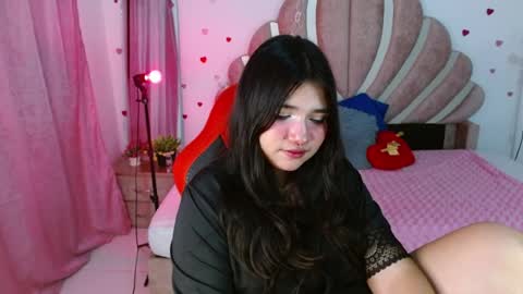 mia online show from 04-25-26, 02:47