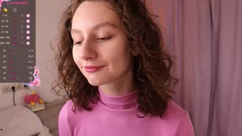 Mia  online show from 10-11-25, 02:48