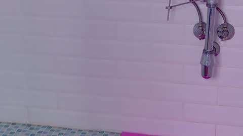 Mia online show from 12-14-24, 12:33