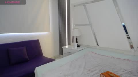 mia_garcia28 online show from 05-12-26, 01:52