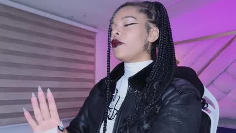 Mia online show from 03-17-26, 03:00