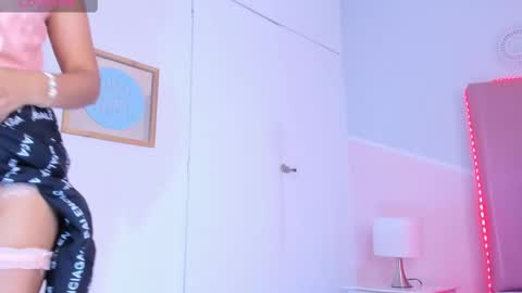 mia_greco_ online show from 02-11-25, 12:06