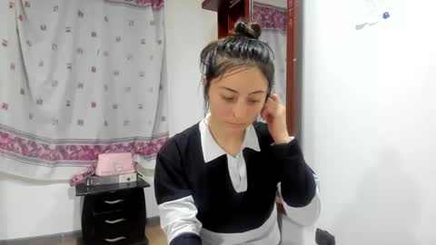 mia kaneee online show from 12-12-24, 12:16