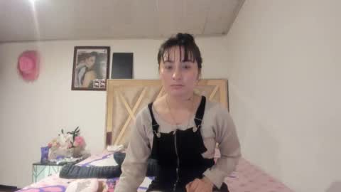 mia kaneee online show from 10-18-25, 01:30