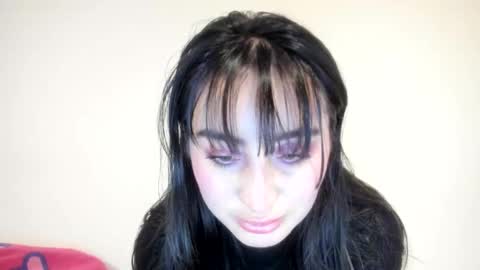 mia kaneee online show from 11-24-25, 11:04