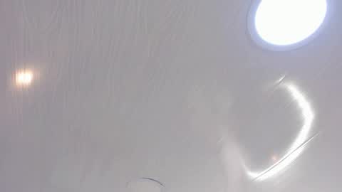 Mia online show from 10-30-25, 02:35