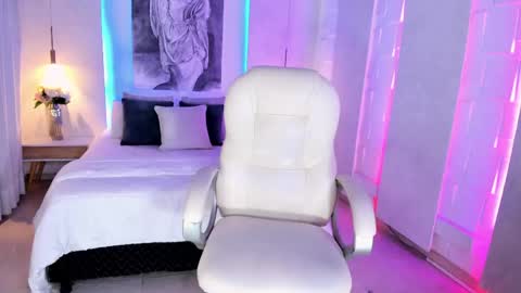 Snapshot of mia_lanee_ chatting on 06-03-26, 08:25 Mia Lane online show from 06-03-26, 08:25