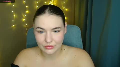 Snapshot of mia_lemm chatting on 11-10-25, 08:35 mia_lemm online show from 11-10-25, 08:35