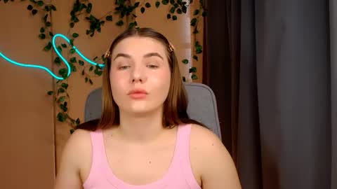 mia_lemm online show from 04-28-26, 06:07