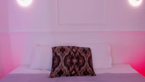 mia_lombana online show from 10-22-25, 08:41