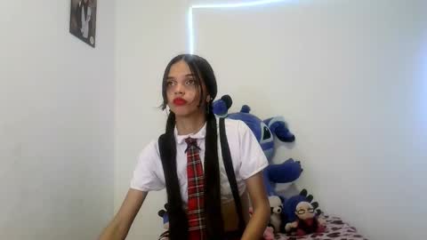 Snapshot of mia_lucy_21 chatting on 10-23-25, 08:13 mia lucy 21 online show from 10-23-25, 08:13