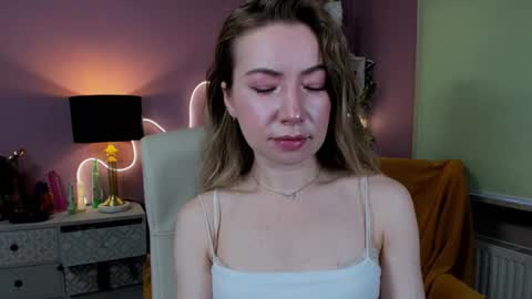 Snapshot of mia_luxx92 chatting on 10-26-25, 07:36 Mia online show from 10-26-25, 07:36